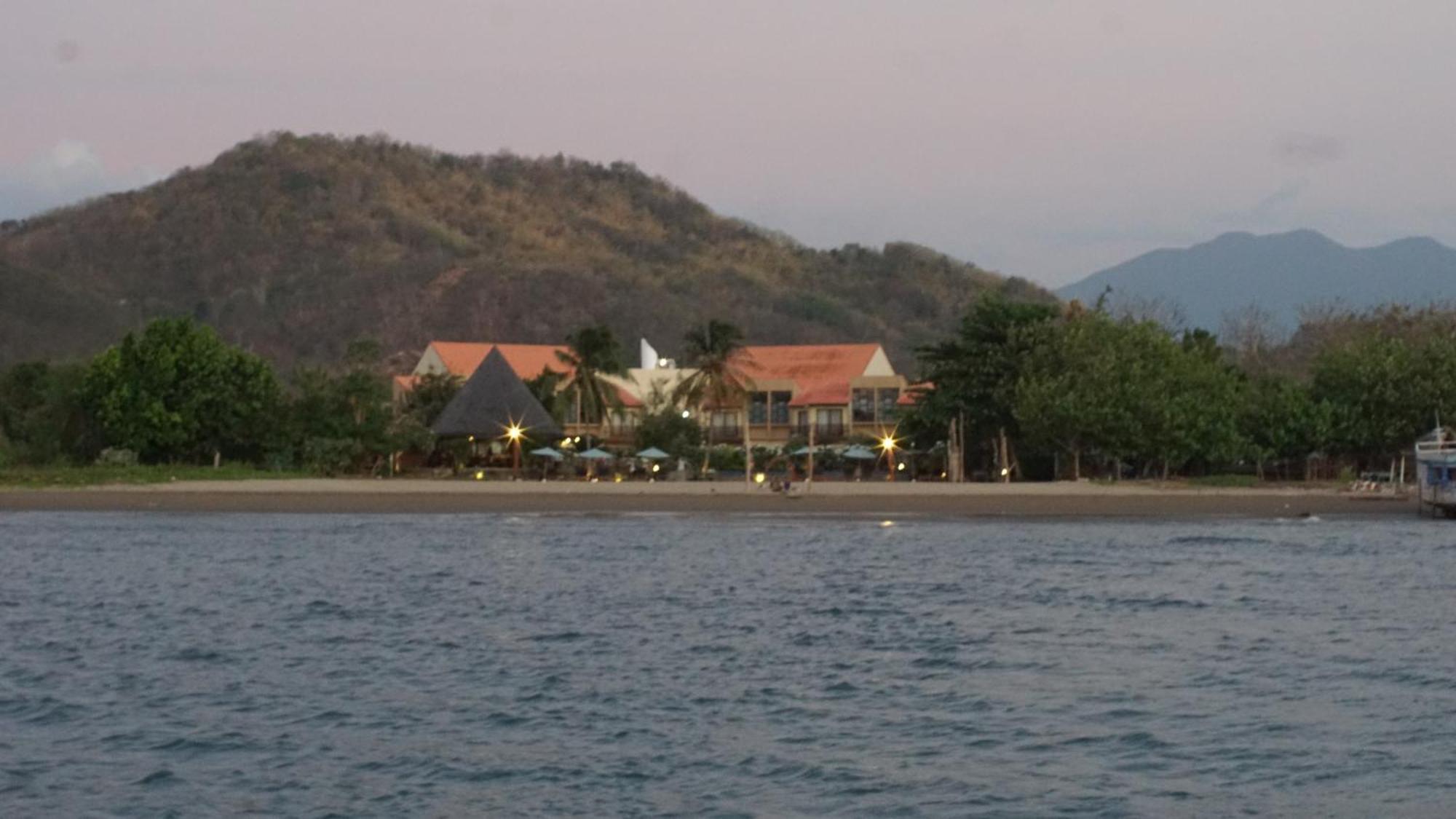 Luwansa Beach Hotel Labuan Bajo Eksteriør billede