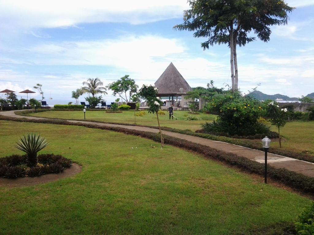 Luwansa Beach Hotel Labuan Bajo Værelse billede