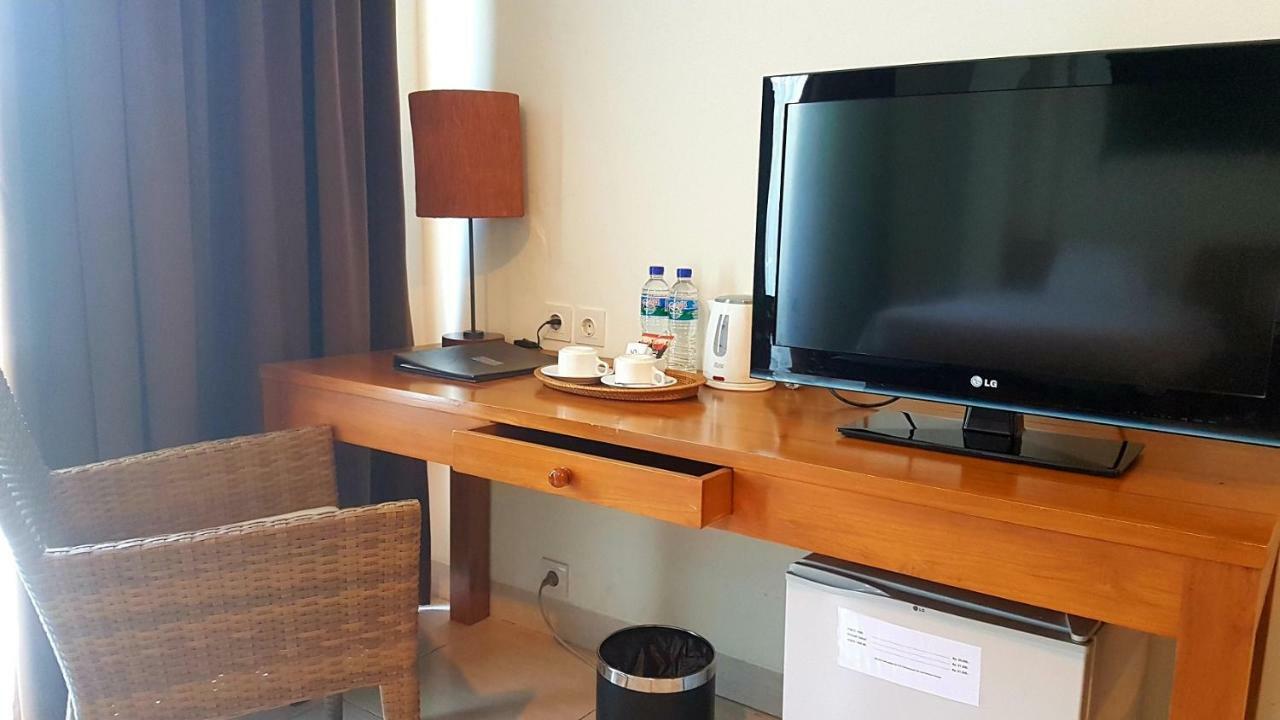 Luwansa Beach Hotel Labuan Bajo Eksteriør billede