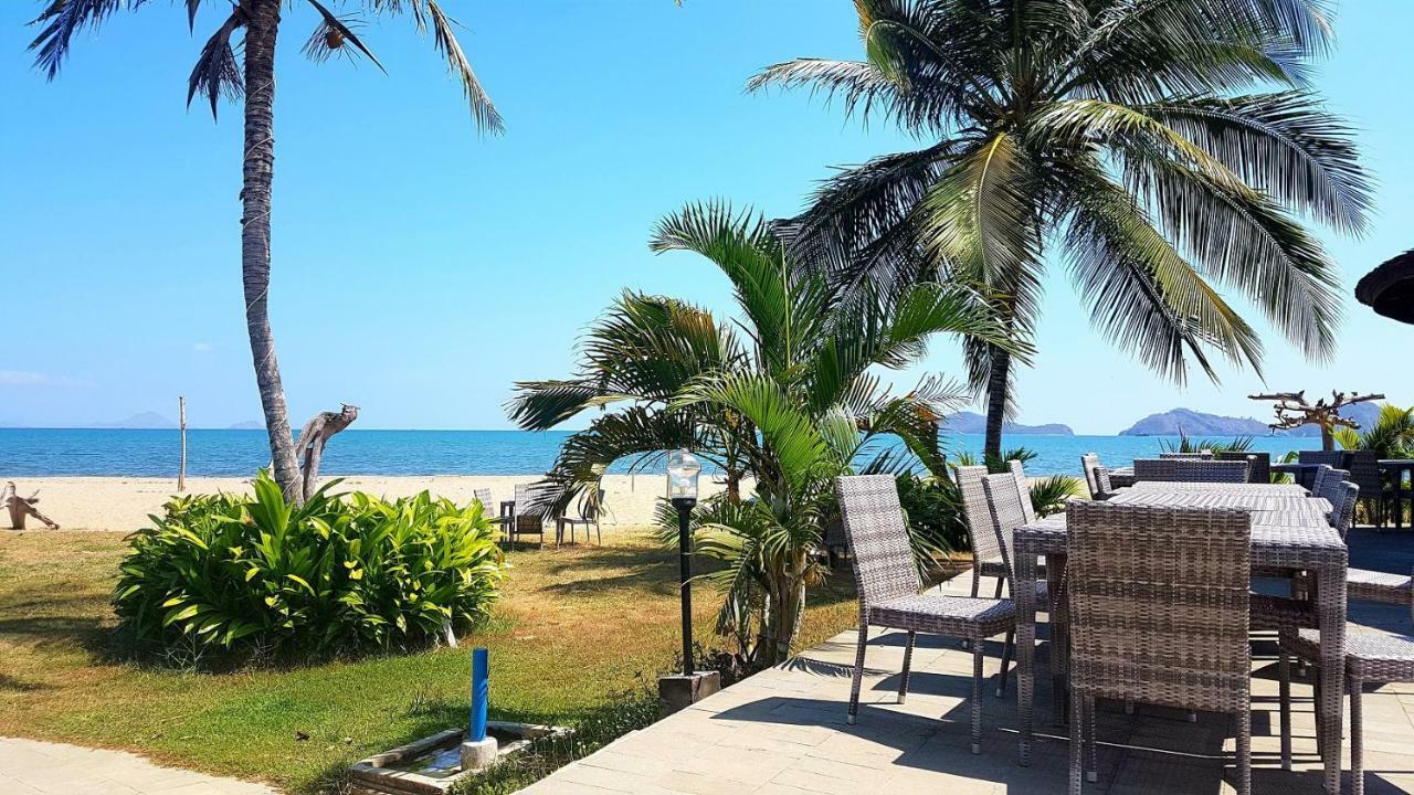 Luwansa Beach Hotel Labuan Bajo Eksteriør billede