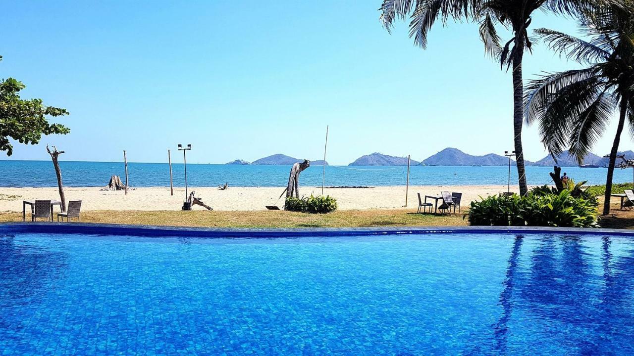 Luwansa Beach Hotel Labuan Bajo Eksteriør billede